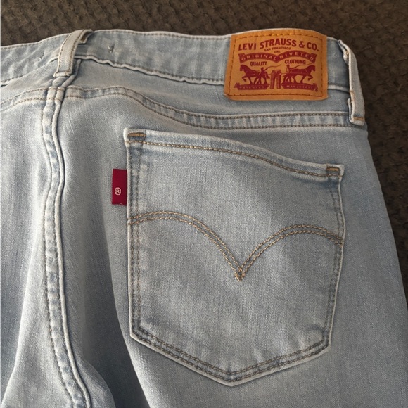 Levi's Light Blue Ripped Skinny Jeans size 28 - Picture 3 of 4